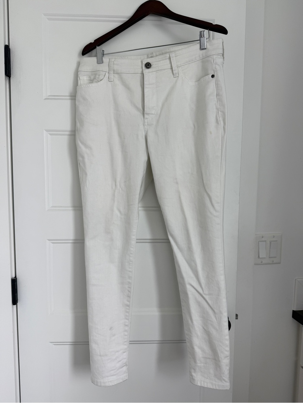 St. John's Bay White Skinny Jeans